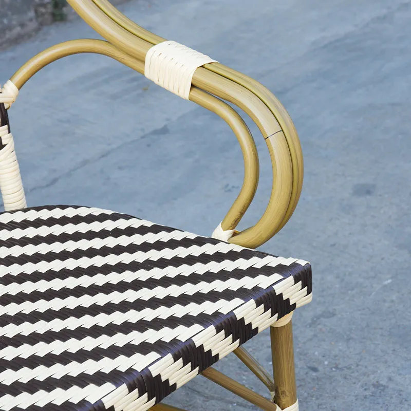Table de terrasse CAPRI - tressage beige