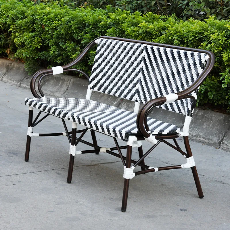 Table de terrasse COMO - tressage noir / blanc